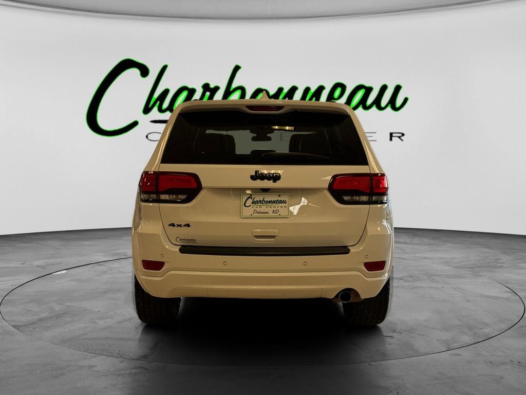 2021 Jeep Grand Cherokee Laredo X 4x4