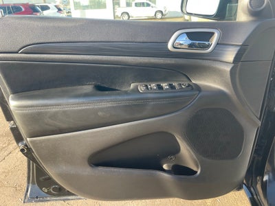 2021 Jeep Grand Cherokee Laredo X 4x4