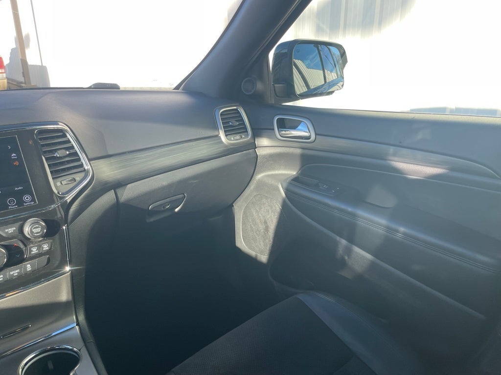 2021 Jeep Grand Cherokee Laredo X 4x4