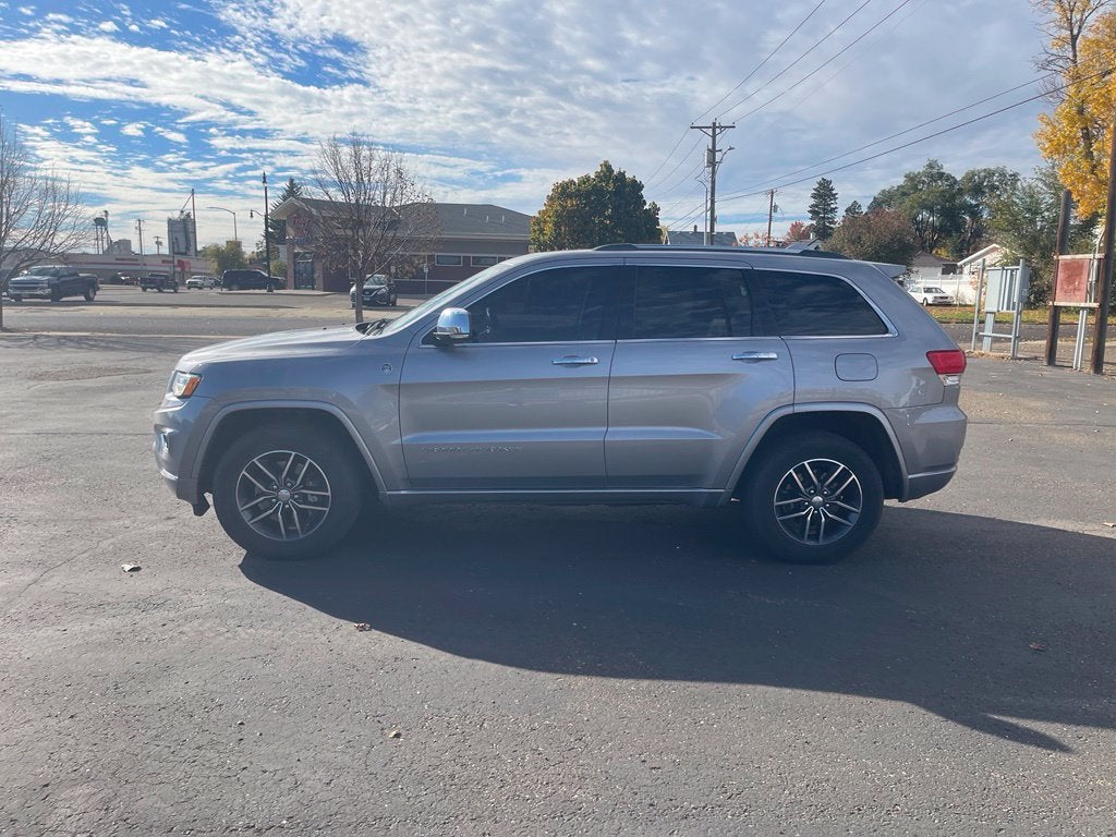 Used 2015 Jeep Grand Cherokee Overland with VIN 1C4RJFCM3FC845471 for sale in Dickinson, ND