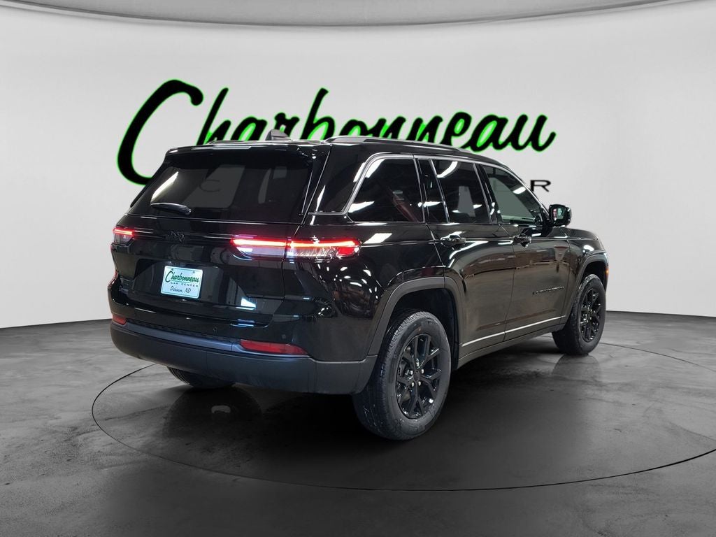 2026 Jeep Grand Cherokee GRAND CHEROKEE LAREDO ALTITUDE 4X4