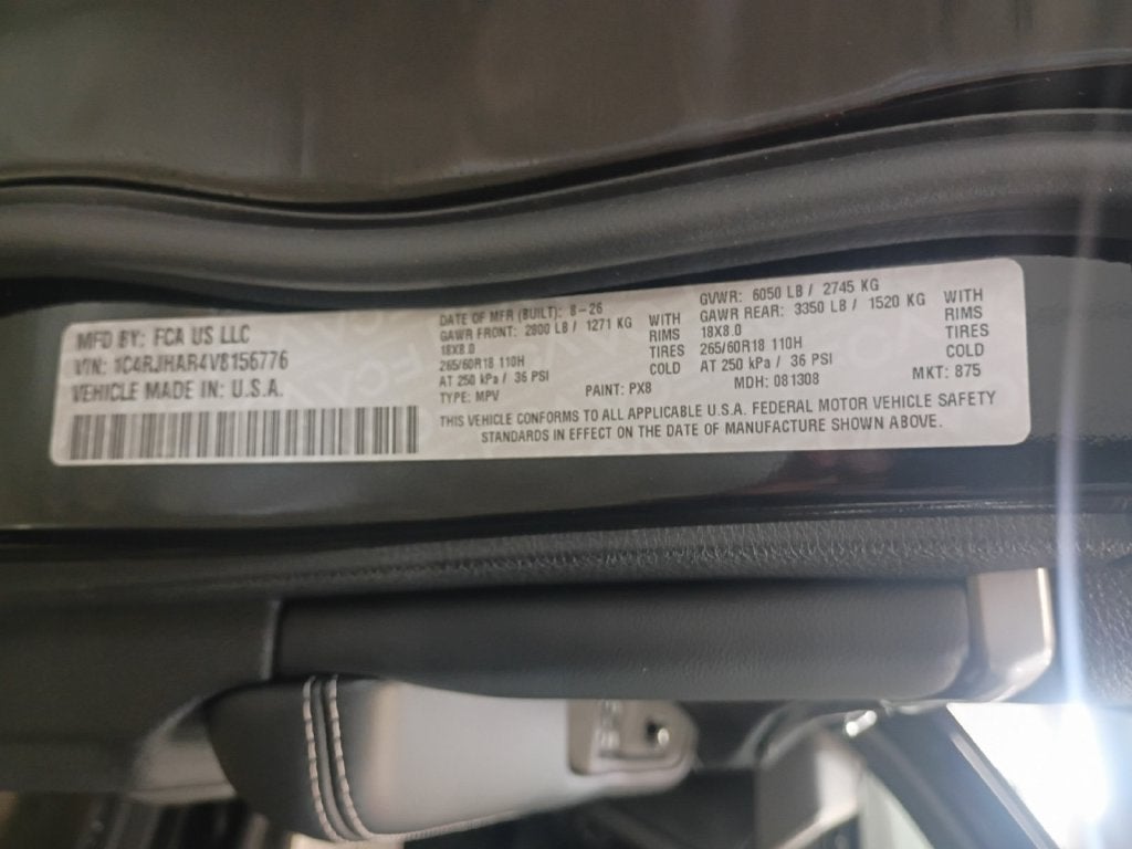 2027 Jeep Grand Cherokee GRAND CHEROKEE LAREDO ALTITUDE 4X4