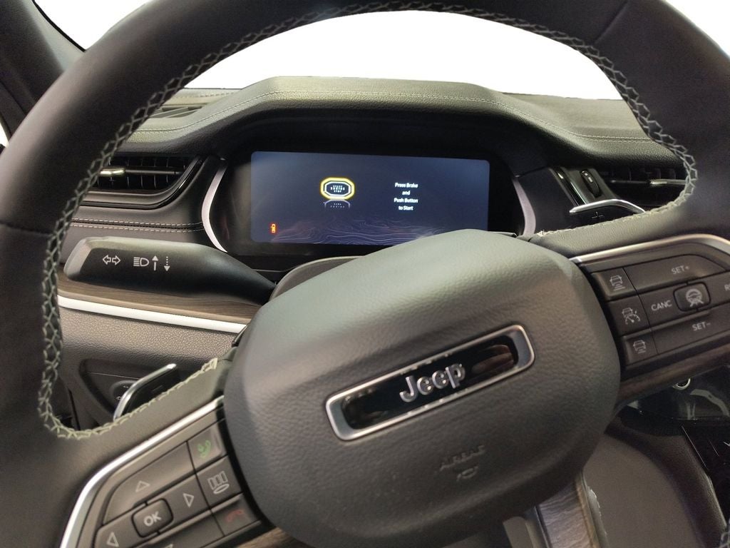 2026 Jeep Grand Cherokee GRAND CHEROKEE LAREDO ALTITUDE 4X4