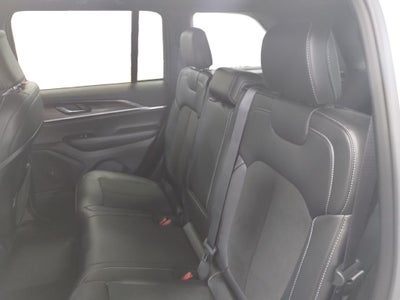 2027 Jeep Grand Cherokee GRAND CHEROKEE LAREDO ALTITUDE 4X4