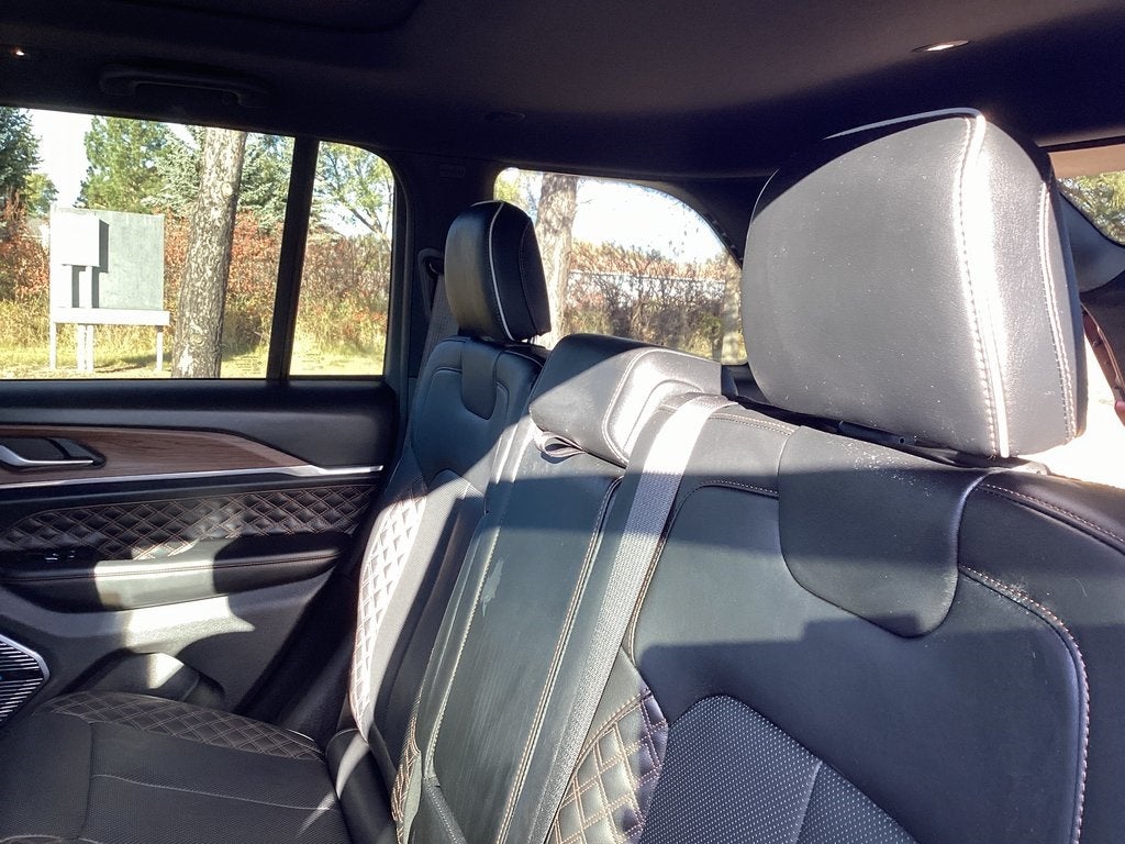 2022 Jeep Grand Cherokee Summit 4x4