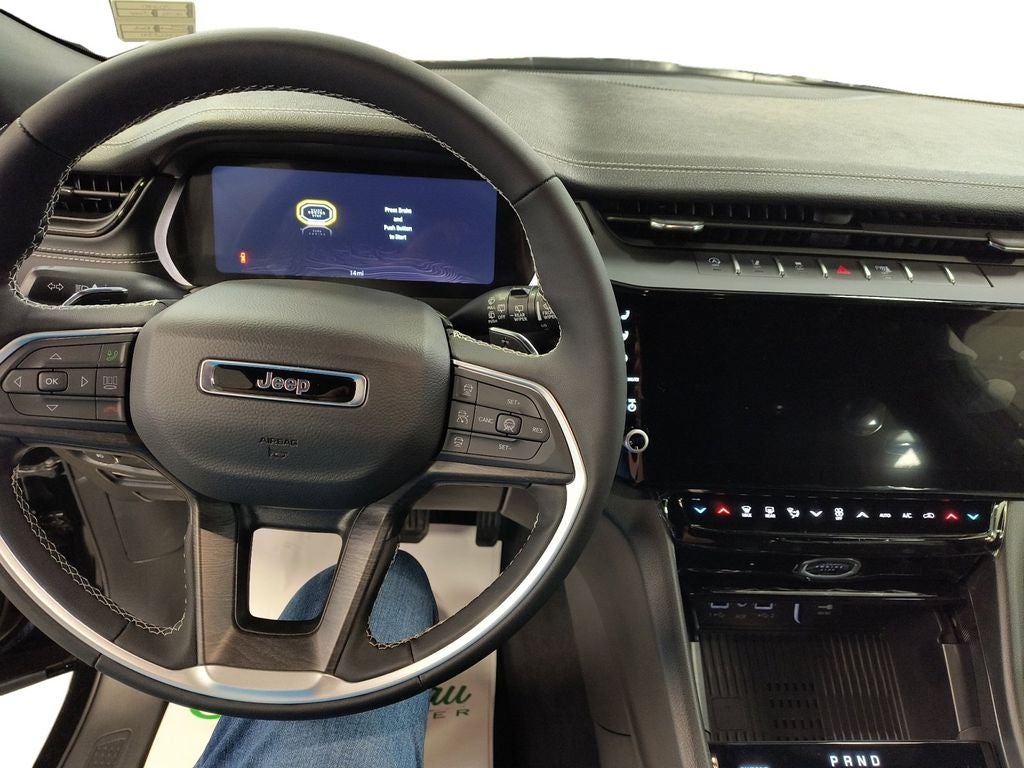 2026 Jeep Grand Cherokee GRAND CHEROKEE L LIMITED RESERVE 4X4