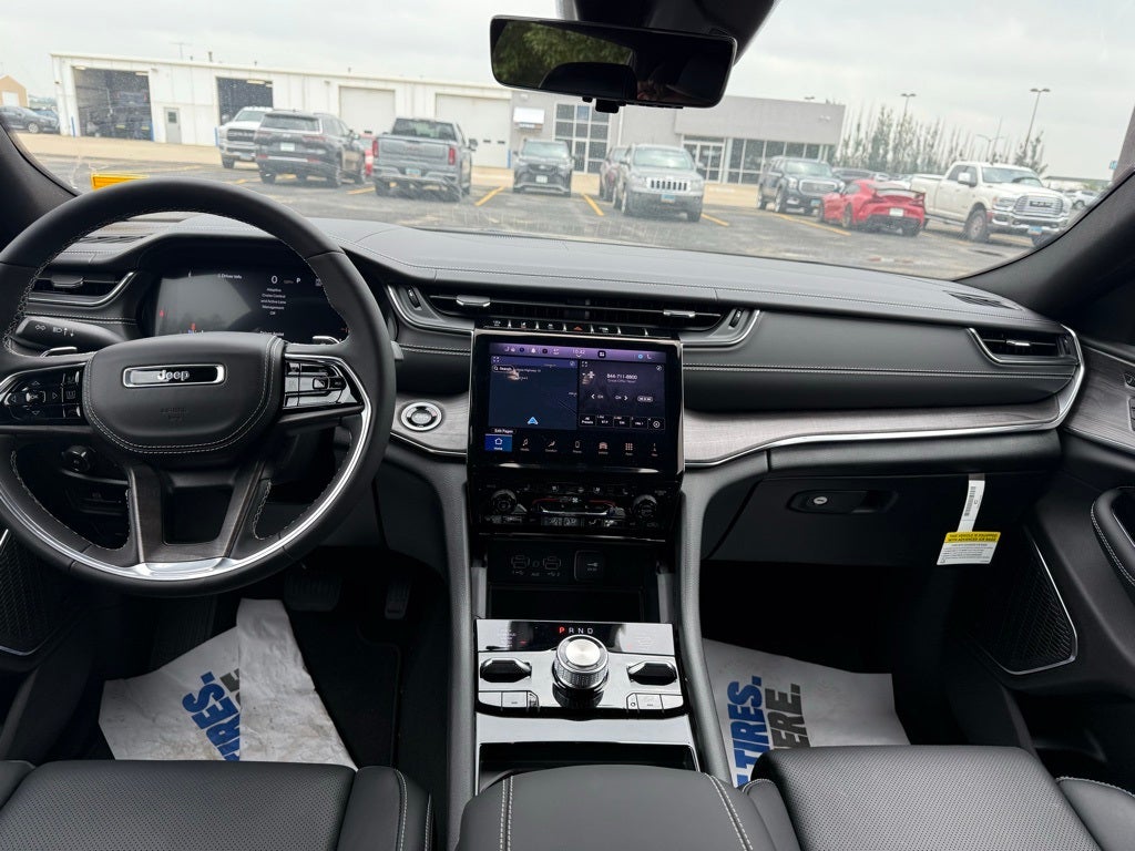 2025 Jeep Grand Cherokee GRAND CHEROKEE L OVERLAND 4X4
