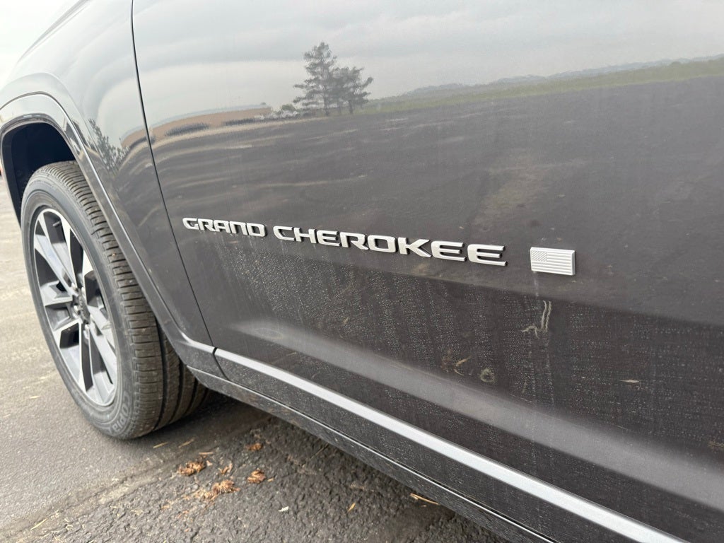 2025 Jeep Grand Cherokee GRAND CHEROKEE L OVERLAND 4X4