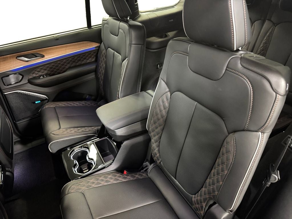 2026 Jeep Grand Cherokee GRAND CHEROKEE L SUMMIT 4X4
