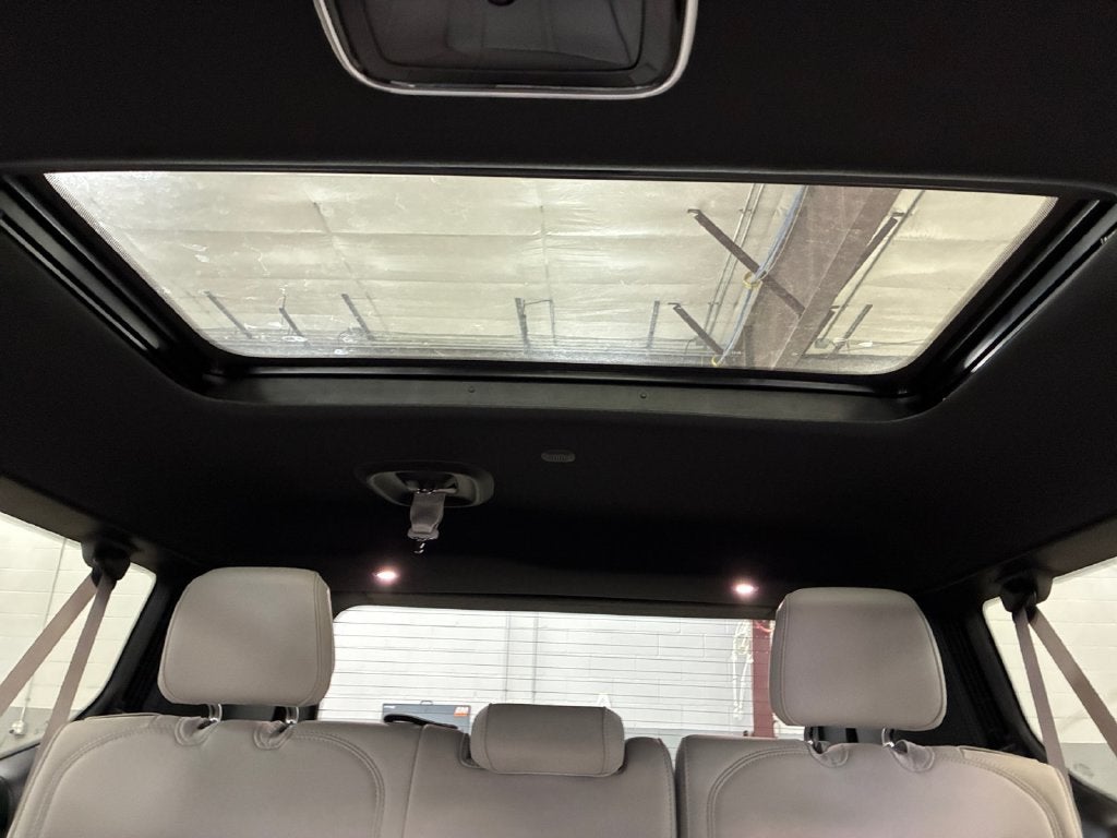 2027 Jeep Grand Wagoneer GRAND WAGONEER LONG WHEELBASE LIMITED ALTITUDE 4X4