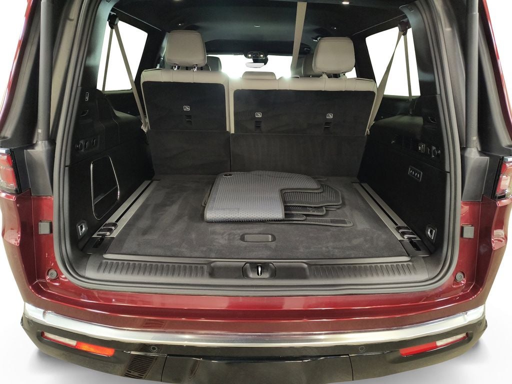 2025 Jeep Wagoneer L Series III 4x4