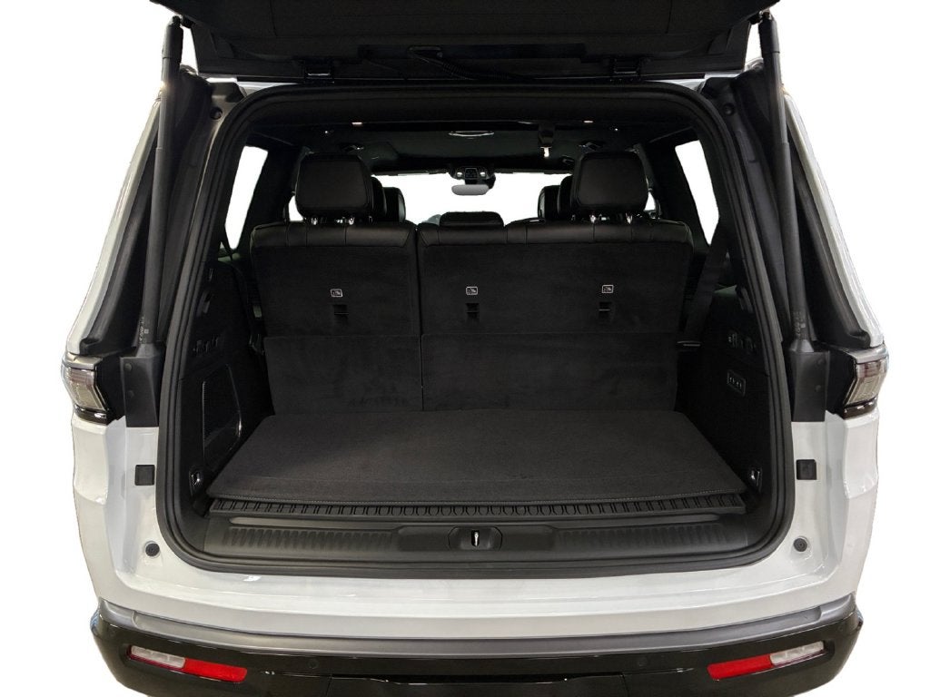 2027 Jeep Grand Wagoneer GRAND WAGONEER LIMITED ALTITUDE 4X4