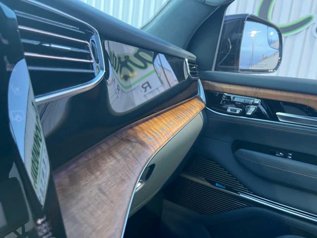 2024 Jeep Grand Wagoneer Series III 4x4