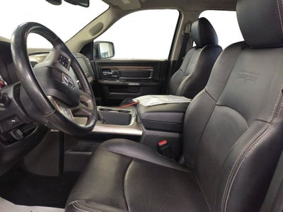 2017 RAM 1500 Laramie Crew Cab 4x4 6'4' Box
