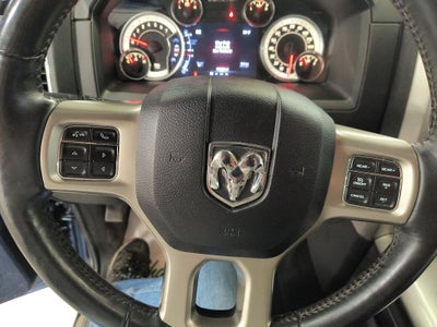 2017 RAM 1500 Laramie Crew Cab 4x4 6'4' Box