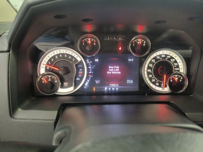 2017 RAM 1500 Laramie Crew Cab 4x4 6'4' Box