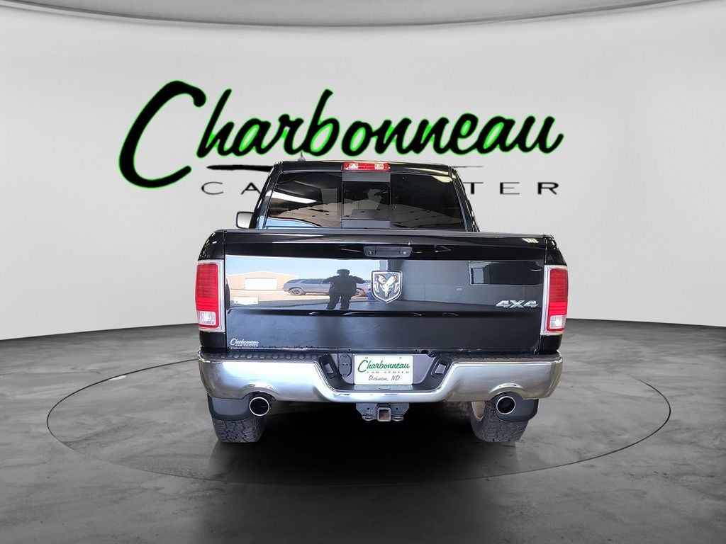 2017 RAM 1500 Laramie Crew Cab 4x4 6'4' Box