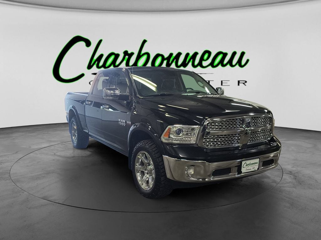 2017 RAM 1500 Laramie Crew Cab 4x4 6'4' Box