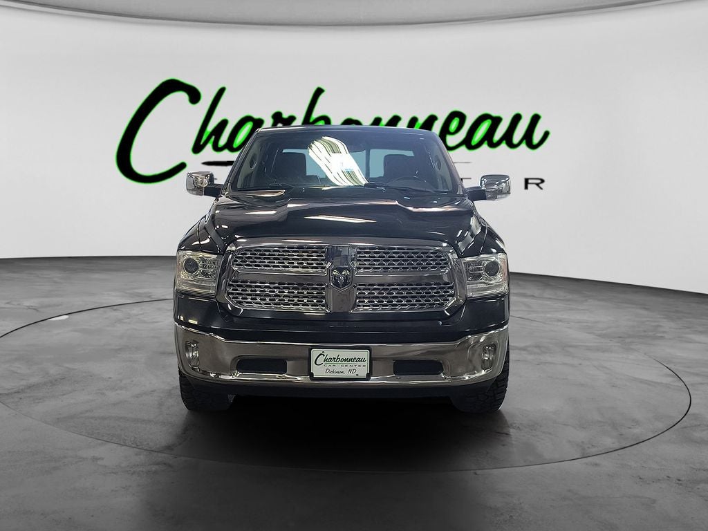 2017 RAM 1500 Laramie Crew Cab 4x4 6'4' Box