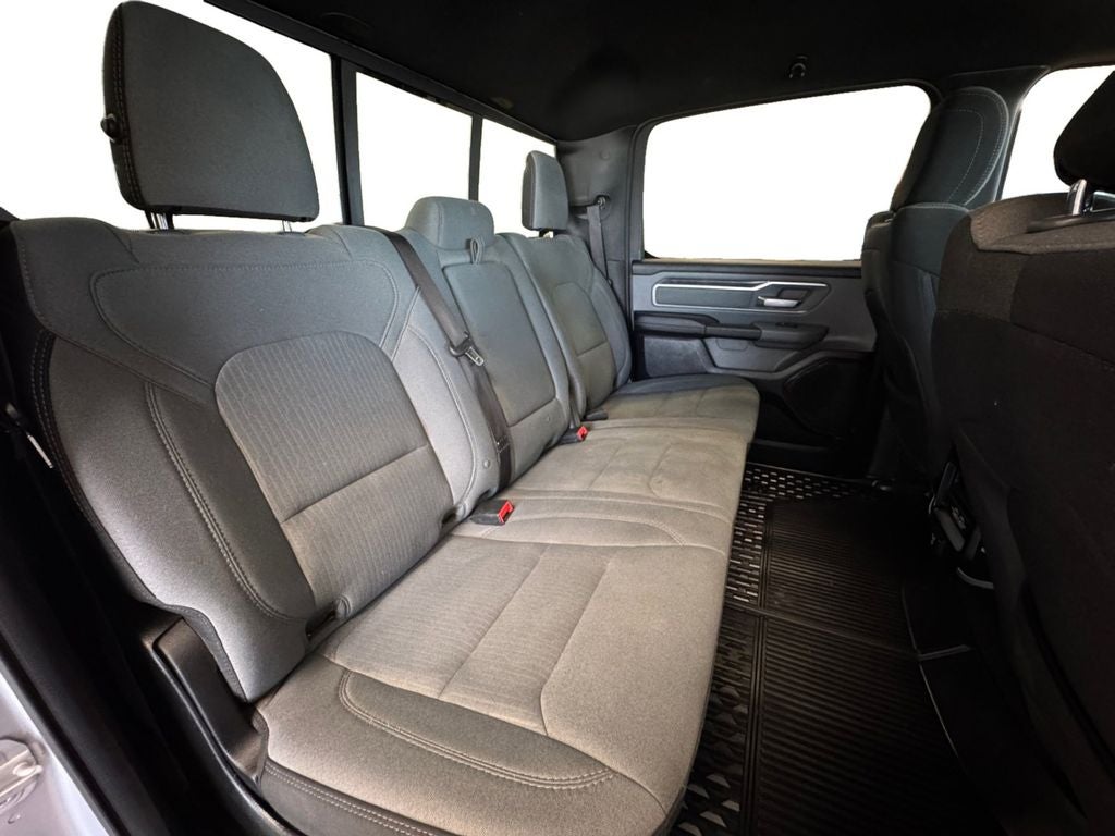 2022 RAM 1500 Big Horn Crew Cab 4x4 6'4' Box