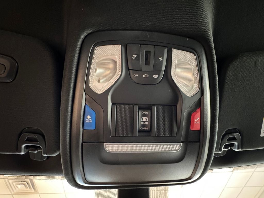 2022 RAM 1500 Big Horn Crew Cab 4x4 6'4' Box