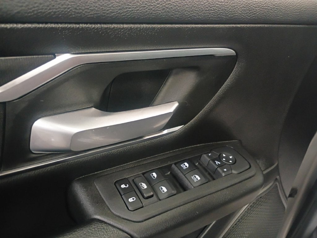 2025 RAM 1500 Lone Star Quad Cab 4x4 6'4' Box