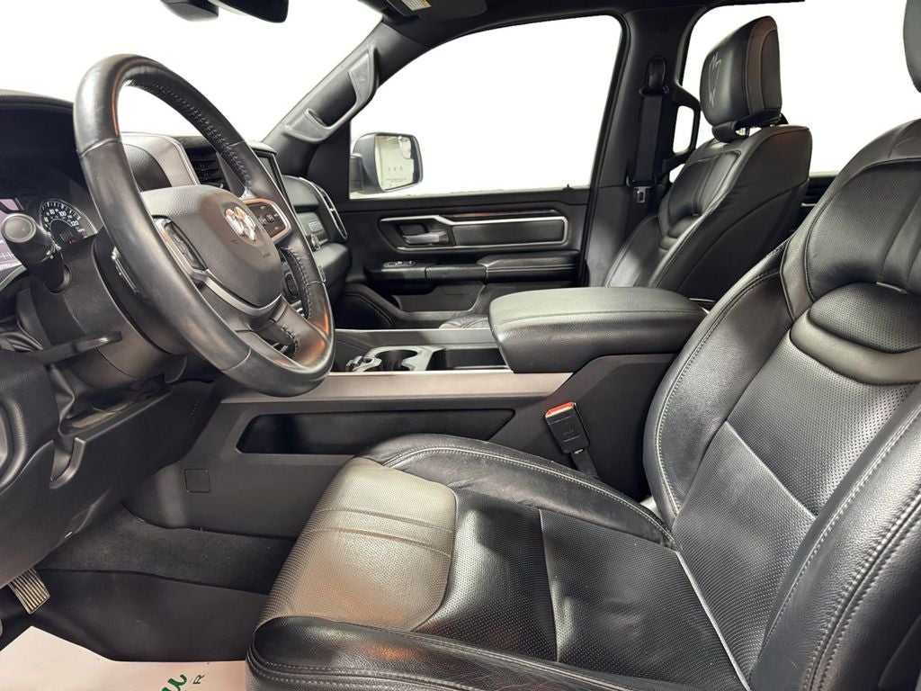 2022 RAM 1500 Big Horn Crew Cab 4x4 5'7' Box