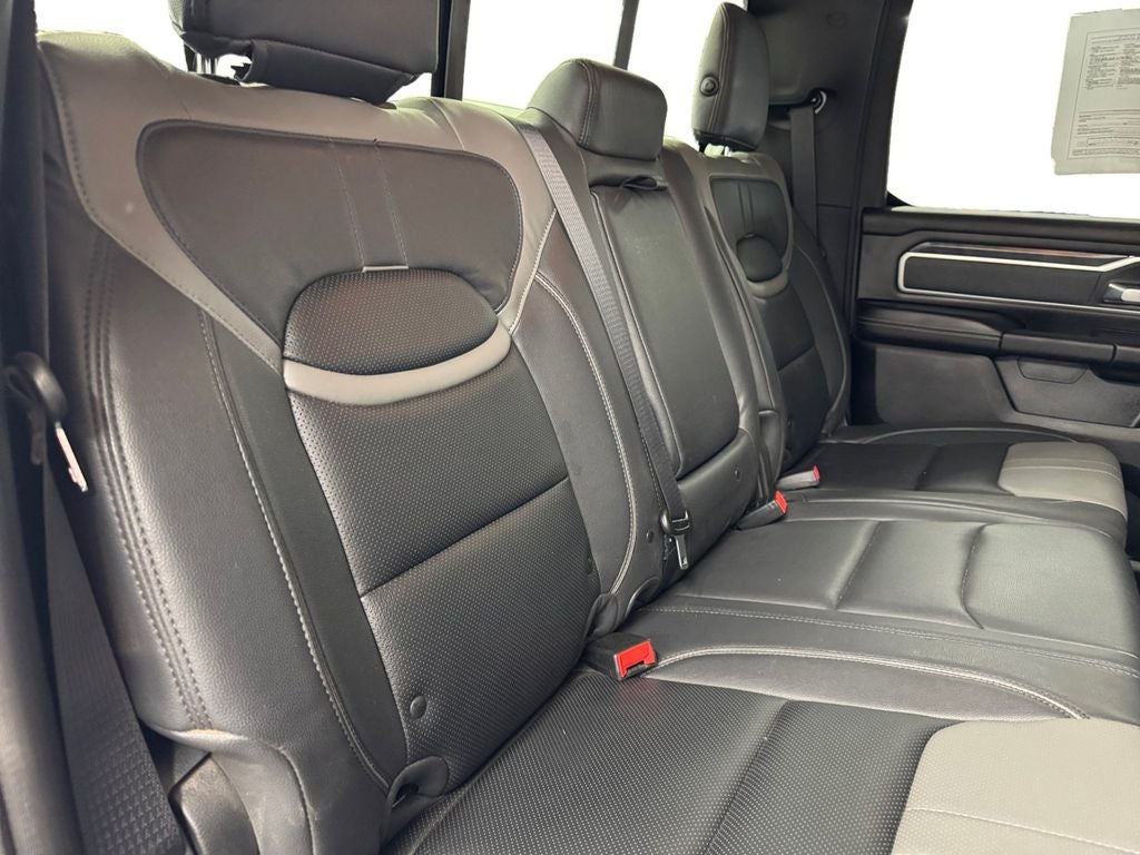 2022 RAM 1500 Big Horn Crew Cab 4x4 5'7' Box