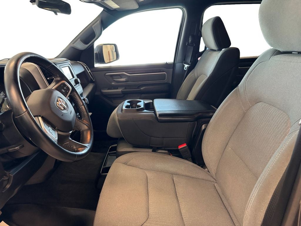 2022 RAM 1500 Big Horn Crew Cab 4x4 5'7' Box