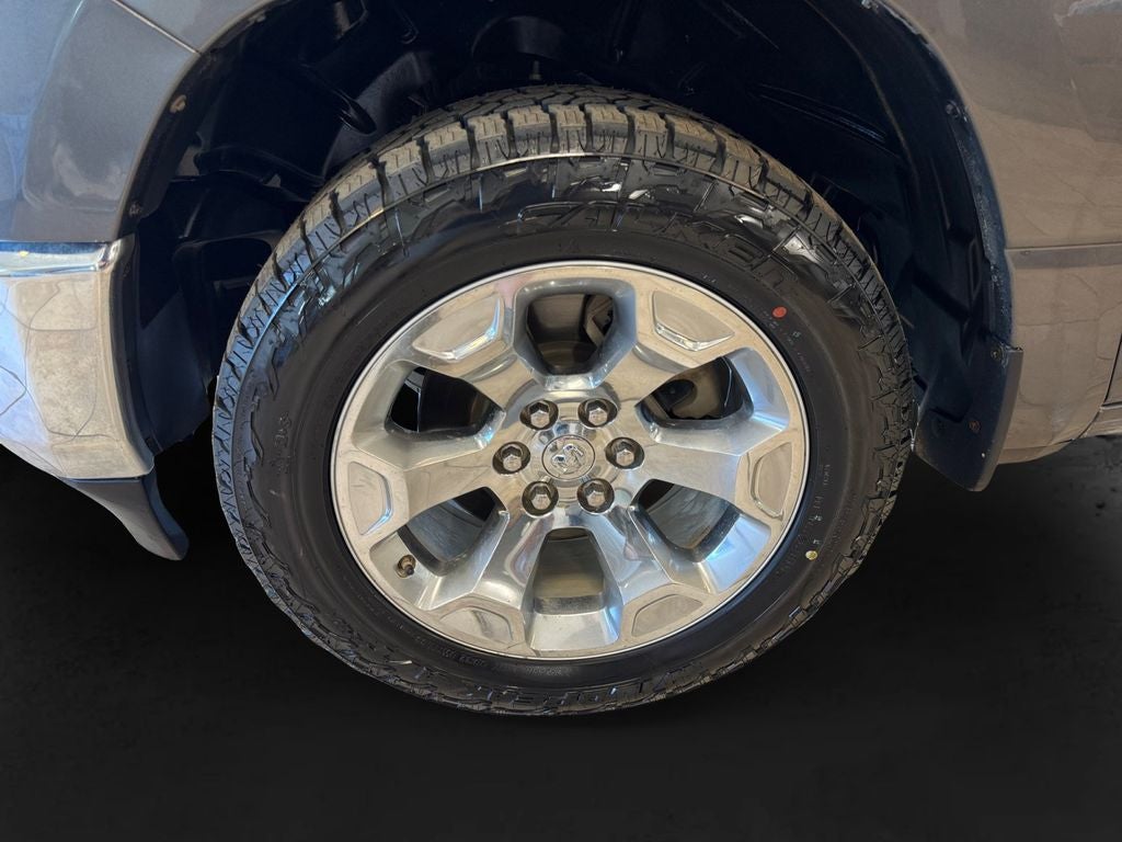 2022 RAM 1500 Big Horn Crew Cab 4x4 5'7' Box