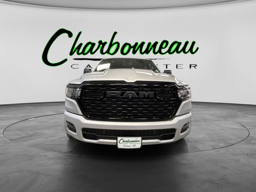 2026 RAM Ram 1500 RAM 1500 EXPRESS CREW CAB 4X4 5'7' BOX