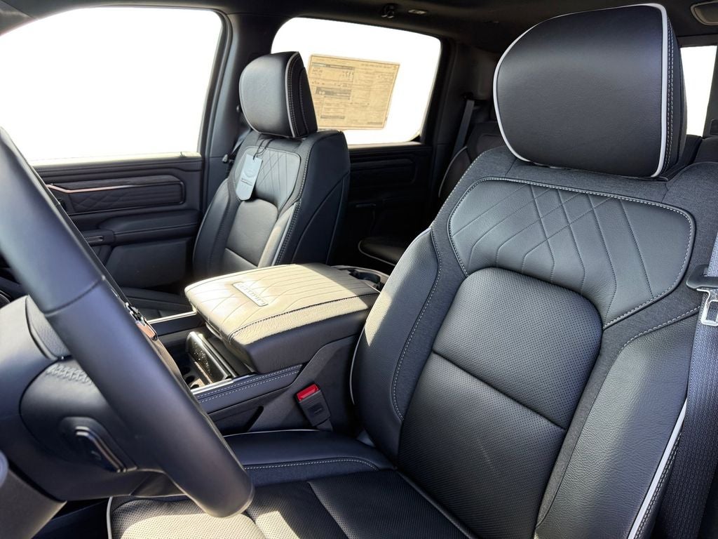 2026 RAM Ram 1500 RAM 1500 LIMITED CREW CAB 4X4 5'7' BOX