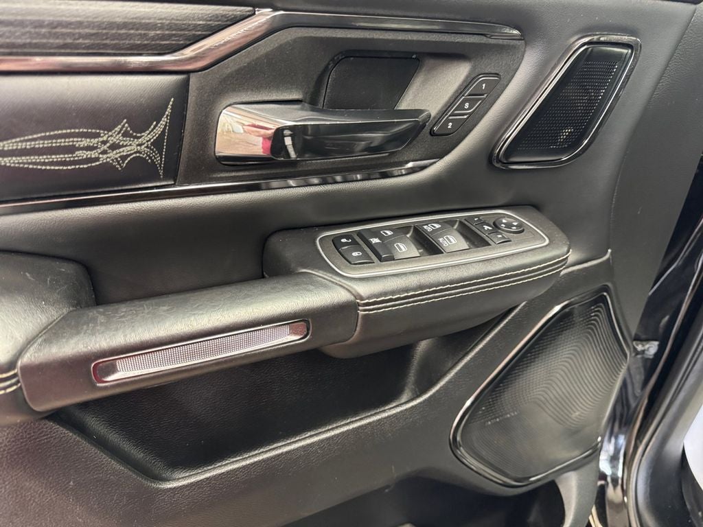 2023 RAM 1500 Limited Crew Cab 4x4 5'7' Box