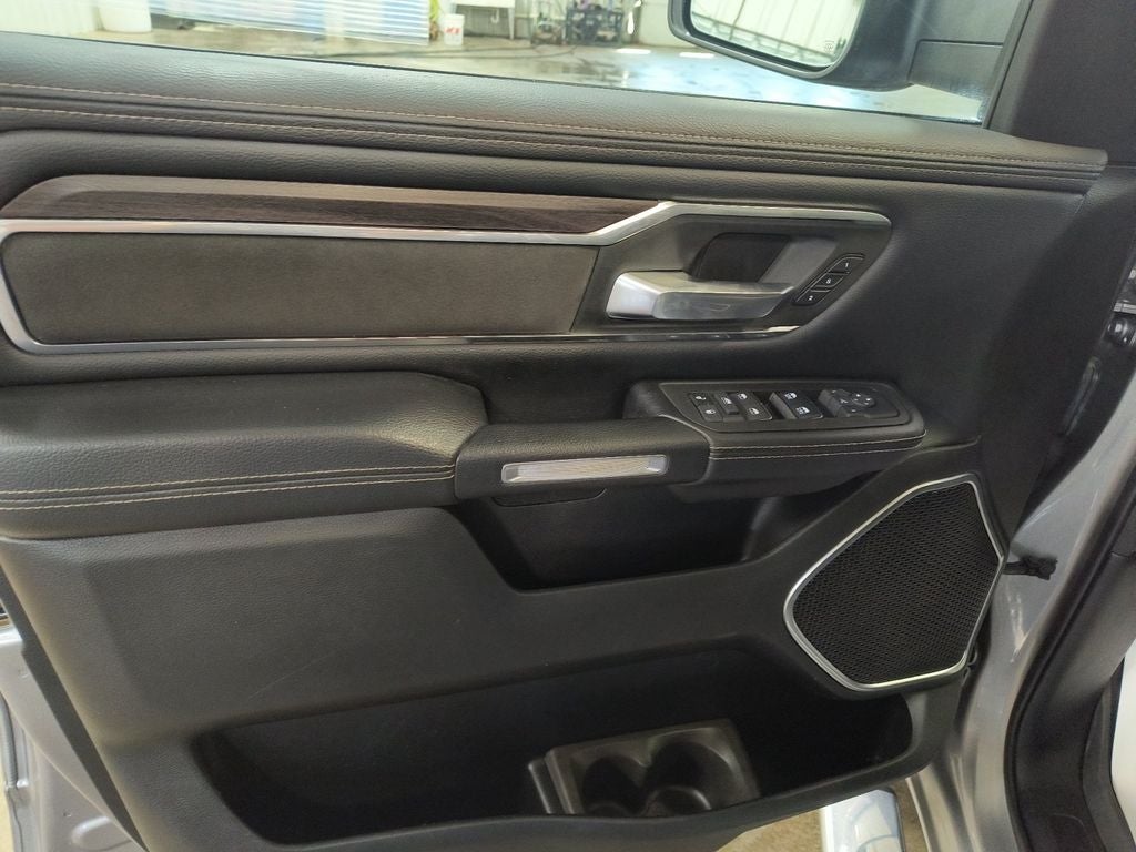 2025 RAM 1500 Laramie Crew Cab 4x4 5'7' Box