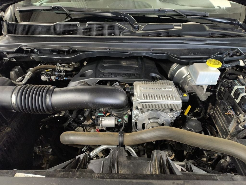 2023 RAM 1500 Laramie Crew Cab 4x4 5'7' Box