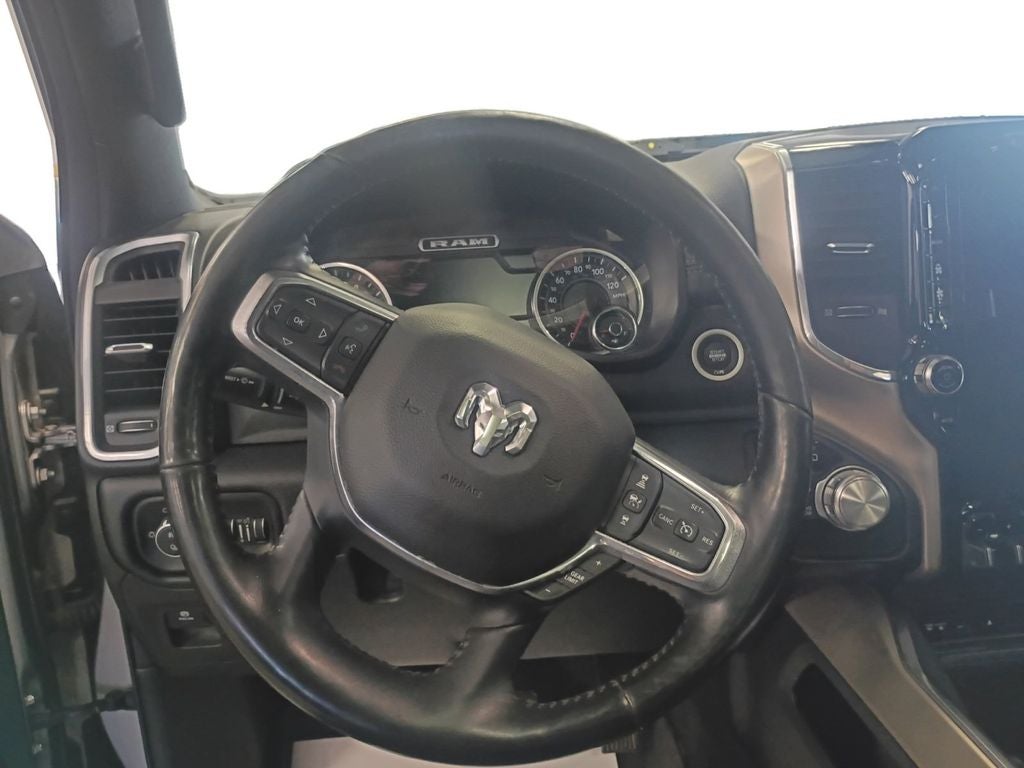 2019 RAM 1500 Laramie Crew Cab 4x4 5'7' Box