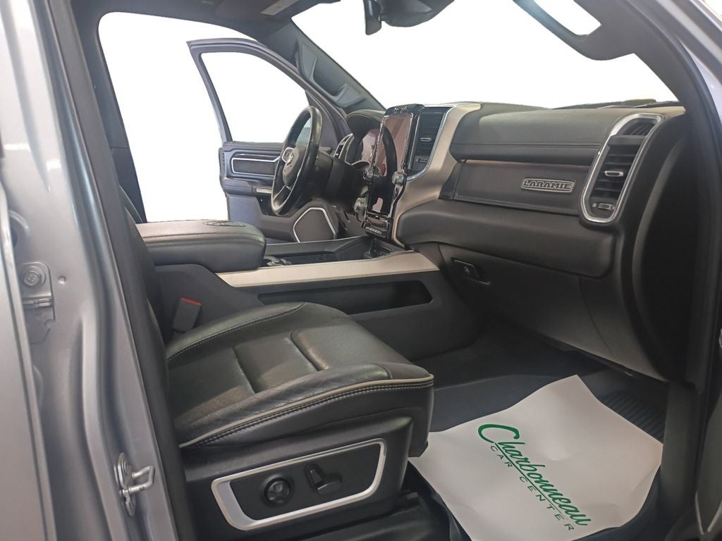 2019 RAM 1500 Laramie Crew Cab 4x4 5'7' Box