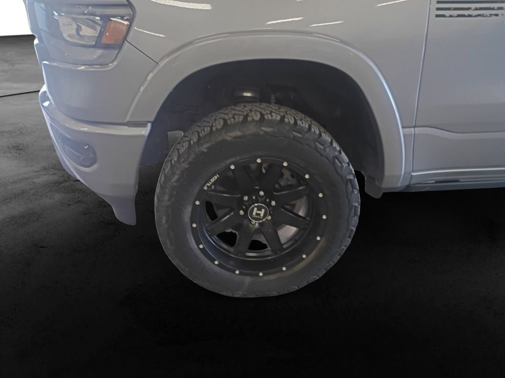 2019 RAM 1500 Laramie Crew Cab 4x4 5'7' Box