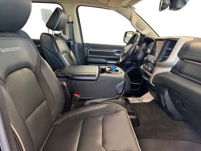 2020 RAM 1500 Laramie Crew Cab 4x4 5'7' Box