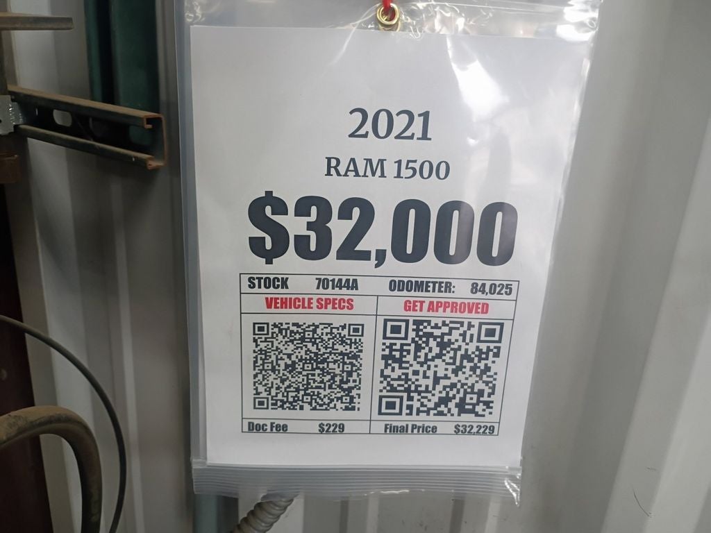 2021 RAM 1500 Laramie Crew Cab 4x4 5'7' Box