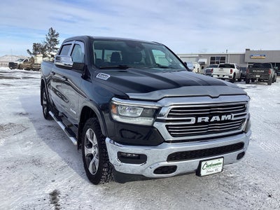 2022 RAM 1500 Laramie Crew Cab 4x4 5'7' Box