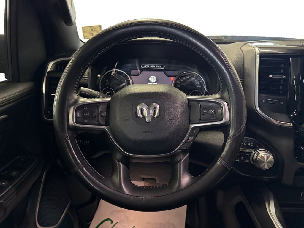 2022 RAM 1500 Laramie Crew Cab 4x4 5'7' Box