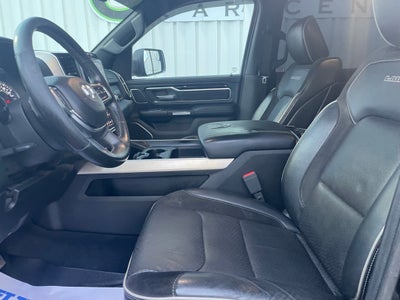 2019 RAM 1500 Laramie Crew Cab 4x4 5'7' Box