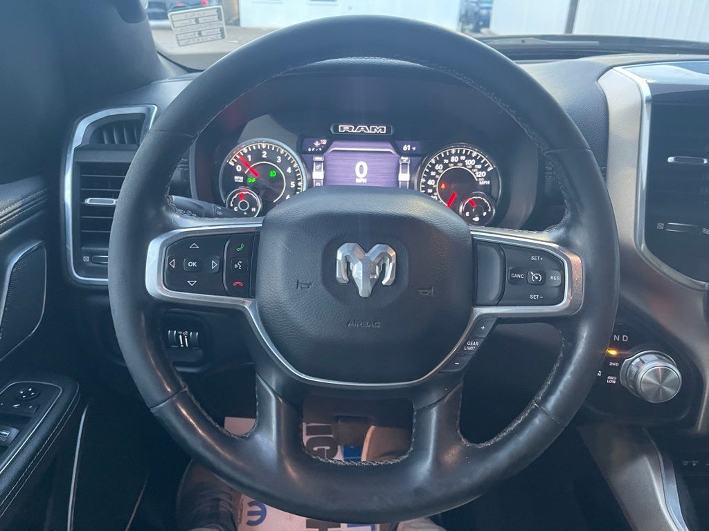 2019 RAM 1500 Laramie Crew Cab 4x4 5'7' Box