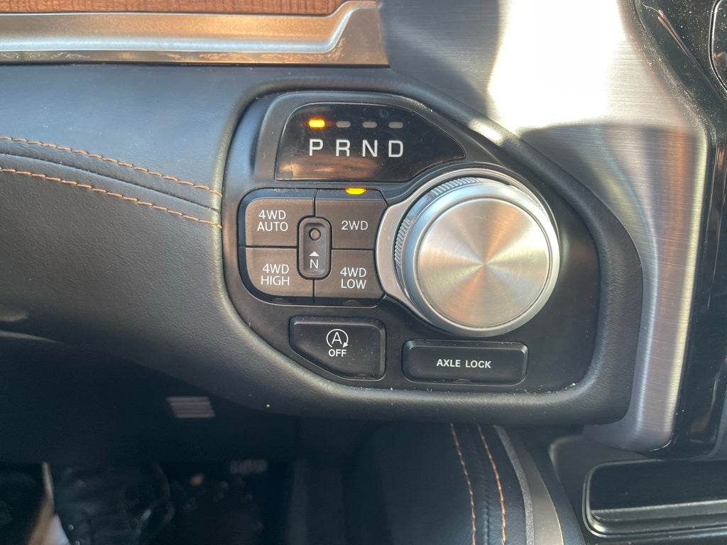 2020 RAM 1500 Laramie Longhorn Crew Cab 4x4 5'7' Box