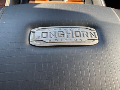 2020 RAM 1500 Laramie Longhorn Crew Cab 4x4 5'7' Box
