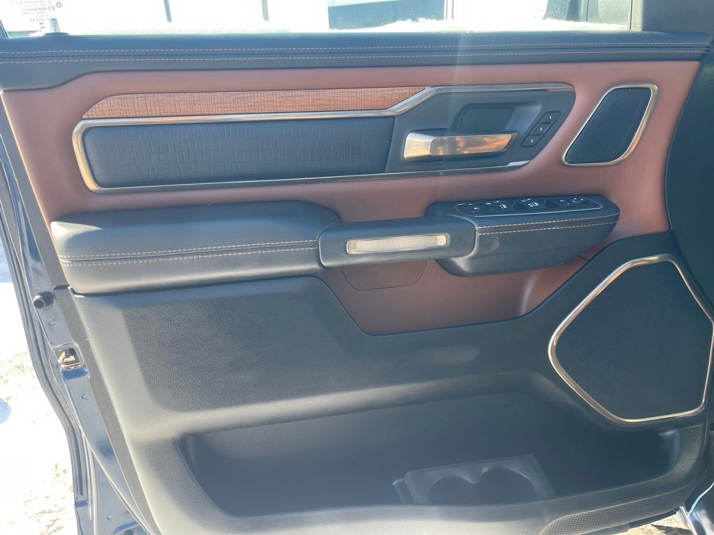 2020 RAM 1500 Laramie Longhorn Crew Cab 4x4 5'7' Box