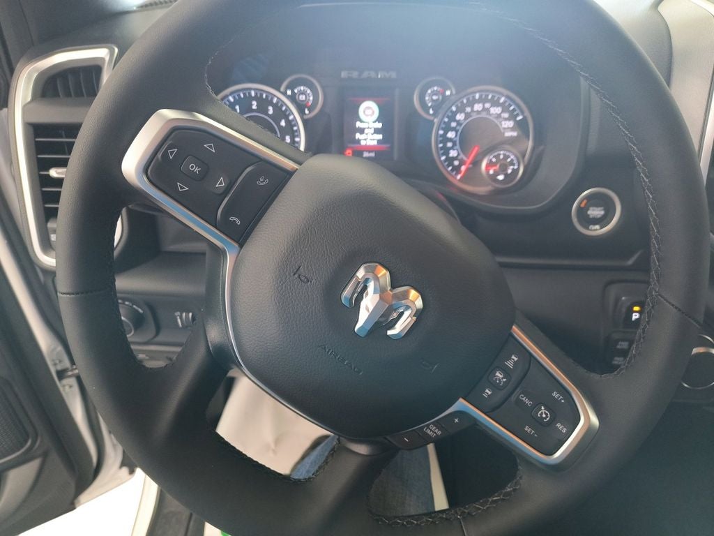 2026 RAM Ram 1500 RAM 1500 BIG HORN CREW CAB 4X4 6'4' BOX