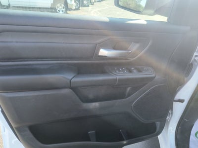 2026 RAM 1500 RAM 1500 TRADESMAN CREW CAB 4X4 6'4' BOX