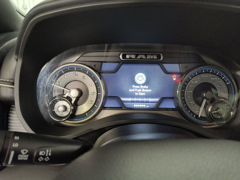 2021 RAM 1500 Limited Crew Cab 4x4 6'4' Box